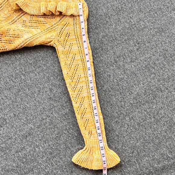 Kensie Heathered Open Knit Ruffle Sweater Sz M Retro Mustard Shabby Chic Cottage - Picture 12 of 12